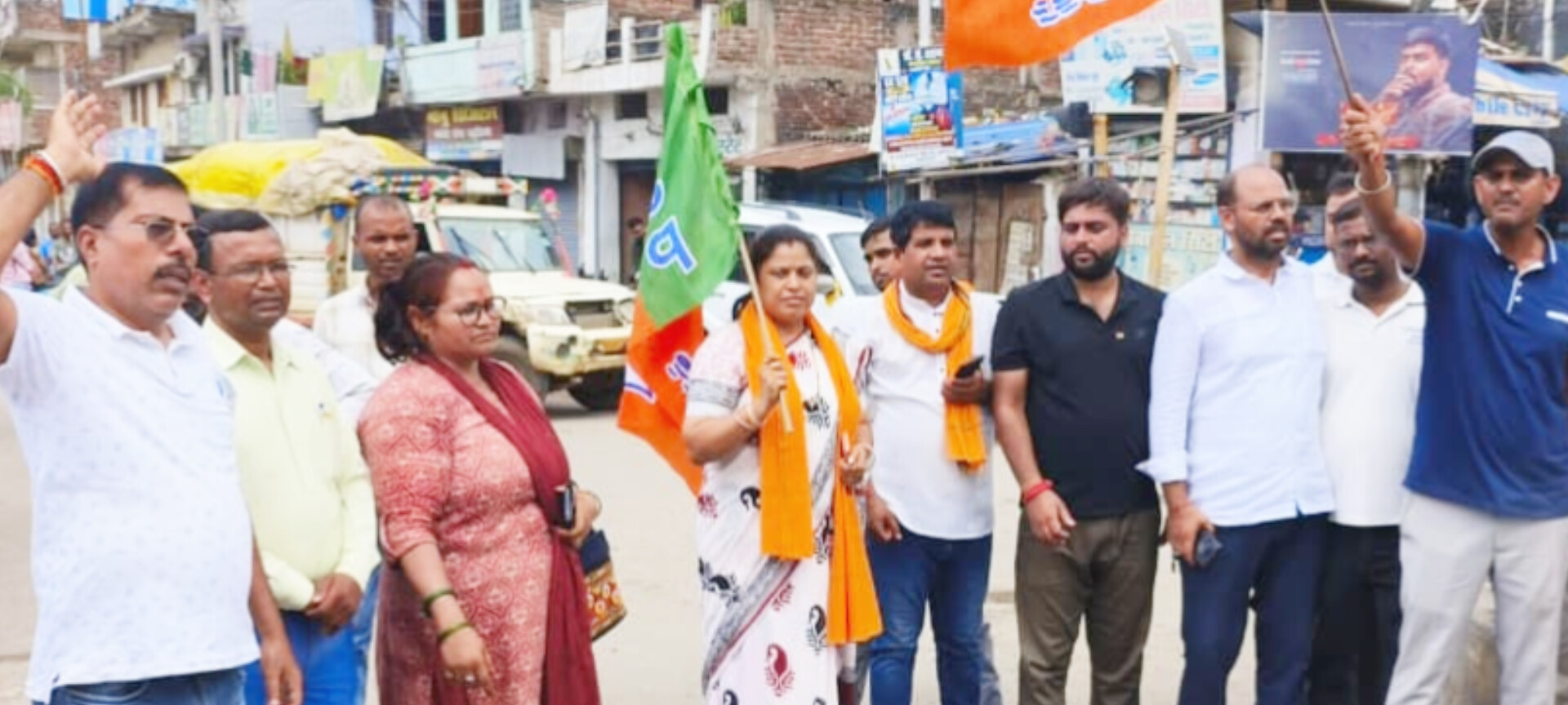 रांची में छात्रों पर लाठीचार्ज के विरोध में झारखंड बंद, पलामू में भाजपा का जोरदार प्रदर्शन